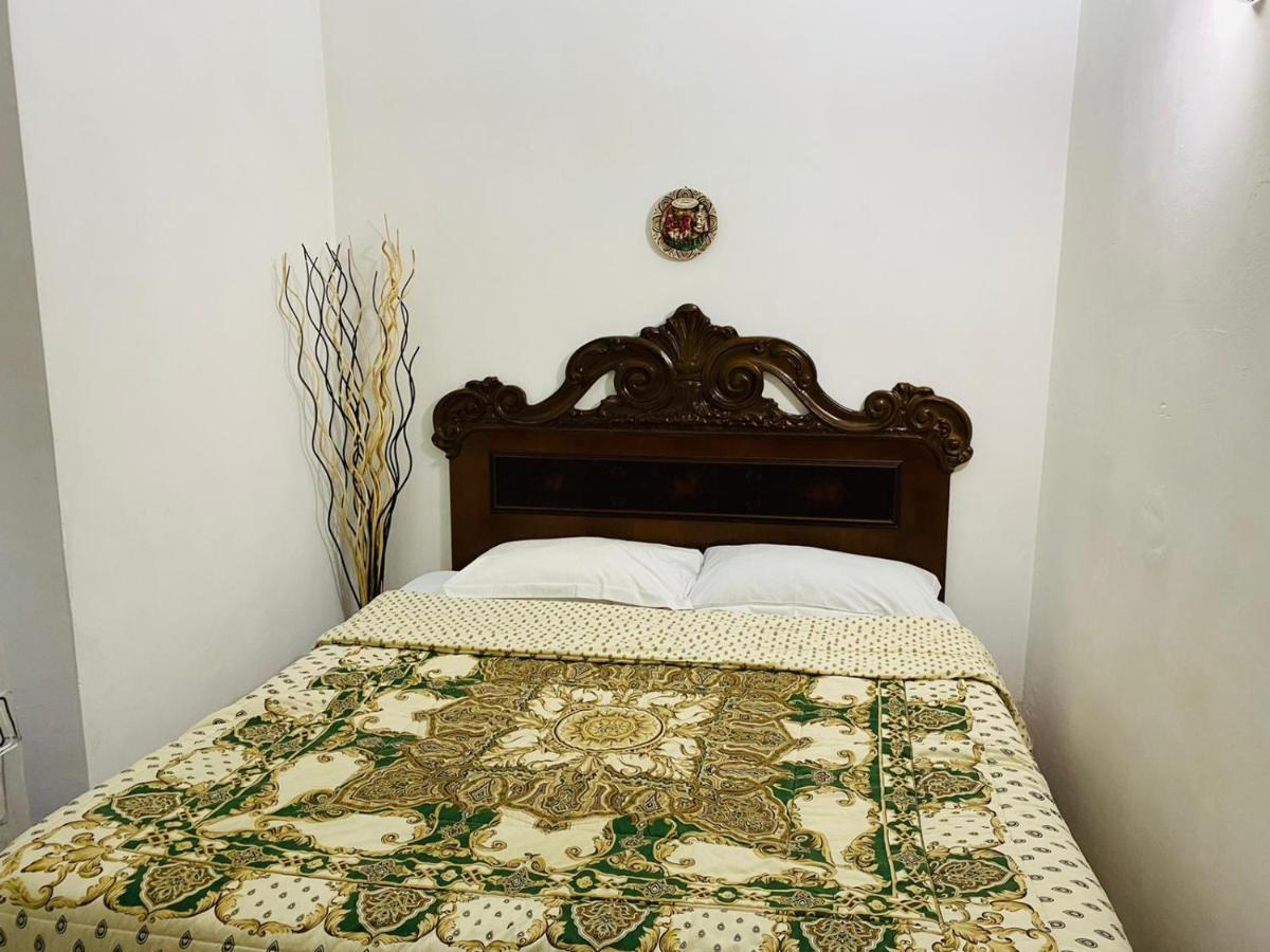 Roman Place Εξωτερικό φωτογραφία